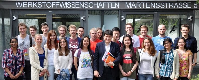 Wir heißen unsere neuen Studenten willkommen