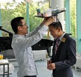 Überreichung des Doktorhutes