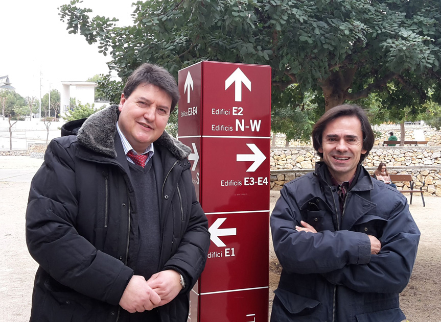 Prof. Boccaccini mit Prof. Ricard Garcia Valls, Direktor der Technischen Schule für Chemieingenieurwese