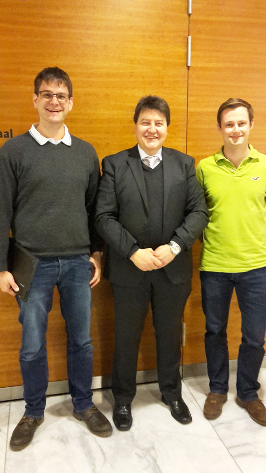 Prof. Aldo R. Boccaccini mit Prof. Stark und Dr. Dirk Mohn