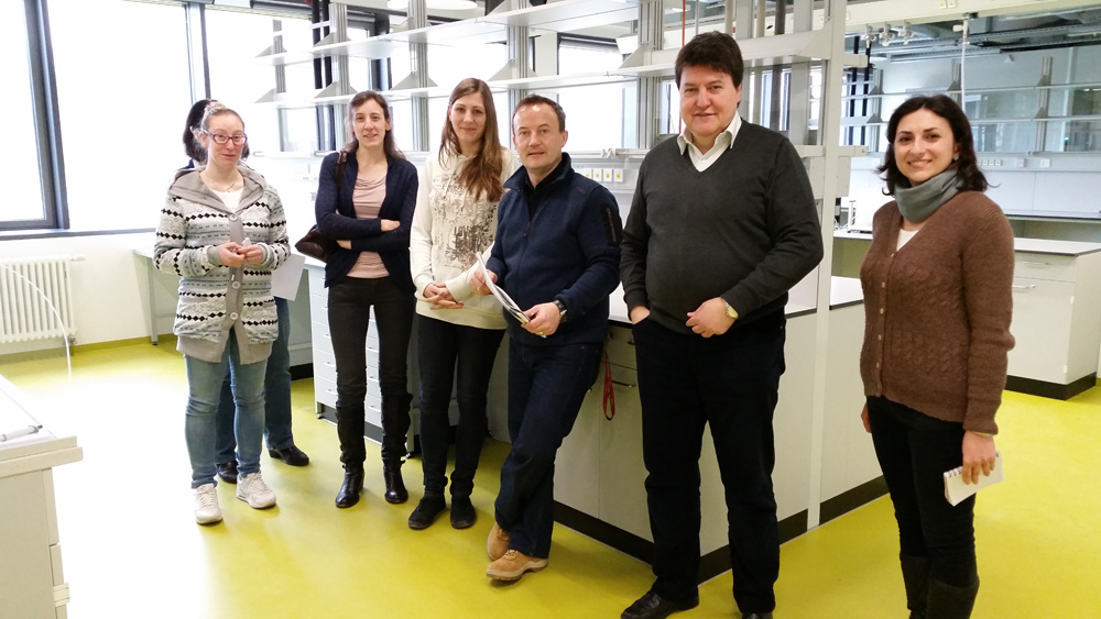 Zum Artikel "Besuch unserer neuen Labors in Erlangen-West"