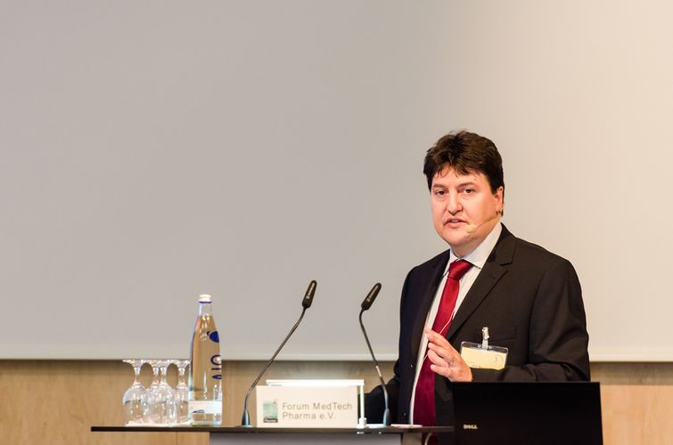 Zum Artikel "Prof. Boccaccini auf der MedTech Pharma 2012"