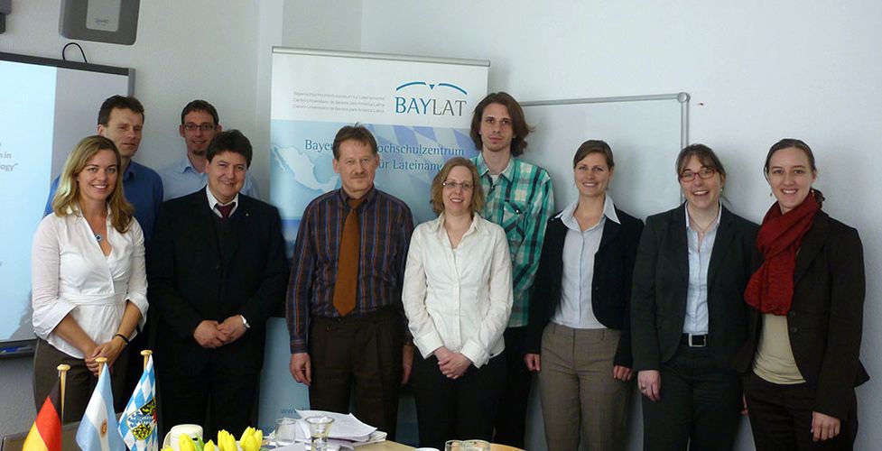 Mitglieder des ersten Treffens zur argentinisch-bayrischen Initiative der 'Science, Technology and Innovation in Environmental Science and Technology' (ABIEST)