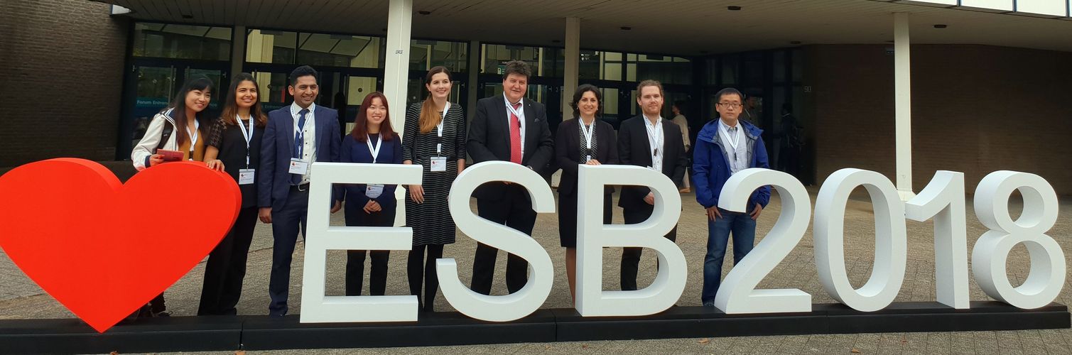 Gruppenfoto der Teilnehmer vom Lehrstuhl Biomaterialien bei der ESB 2018 in Maastricht.