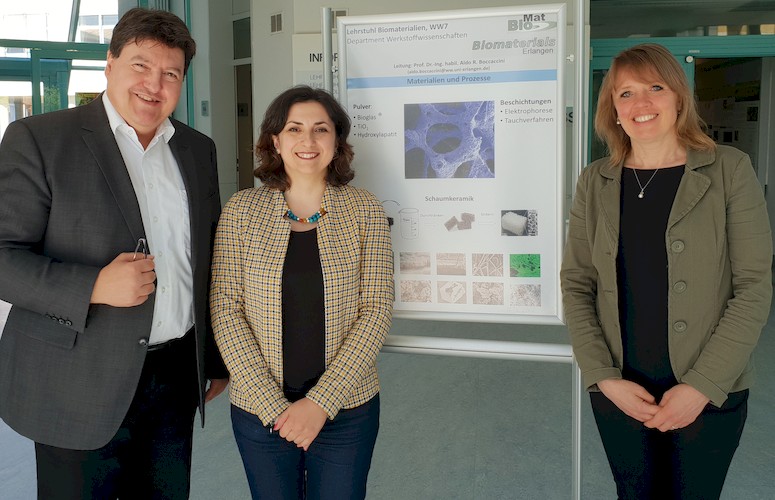 Prof. Boccaccini zusammen mit Dr. Liverani und der Besucherin Dr. Rau.