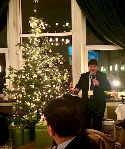 Prof. Boccaccini beim Abendessen