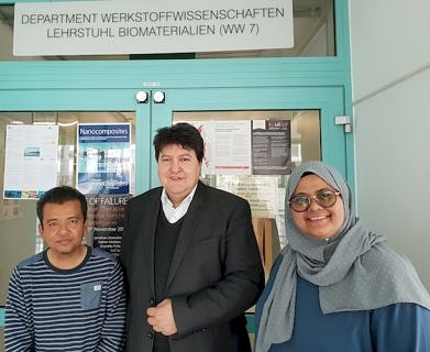 Prof. Boccaccini zusammen mit seinen Besuchern aus Malaysia.