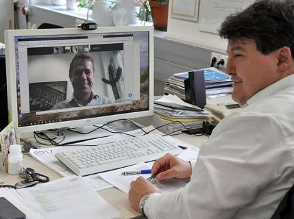 Prof. Barcikowski und Prof. Boccaccini während des online Seminars.