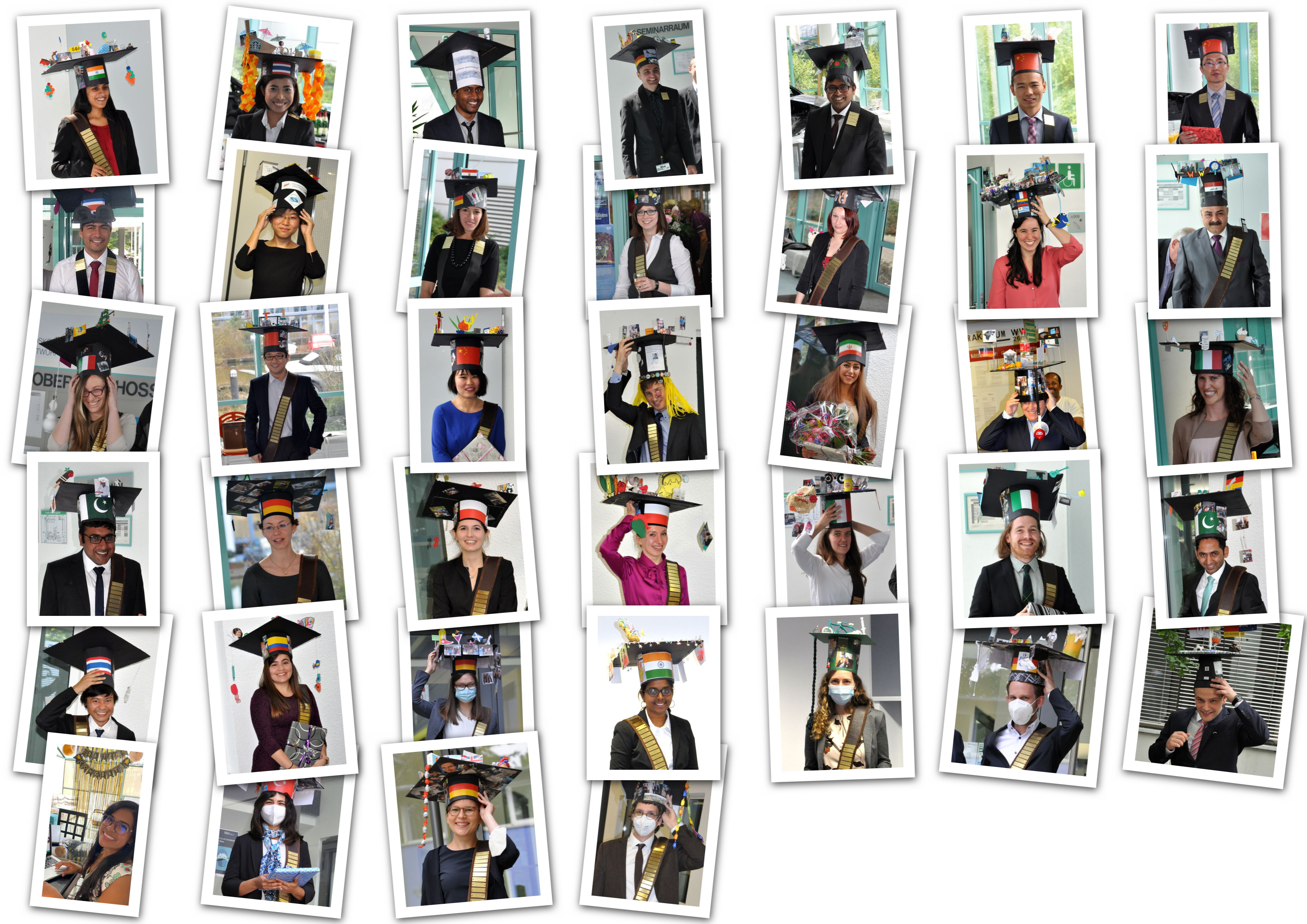 Alle erfolgreichen Doktoranden mit ihren Doktorhüten als Collage