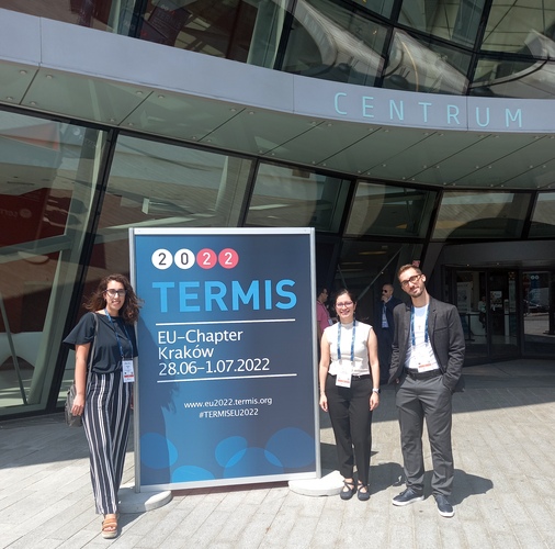 BioMat Team at Termis 2022 in front of the building