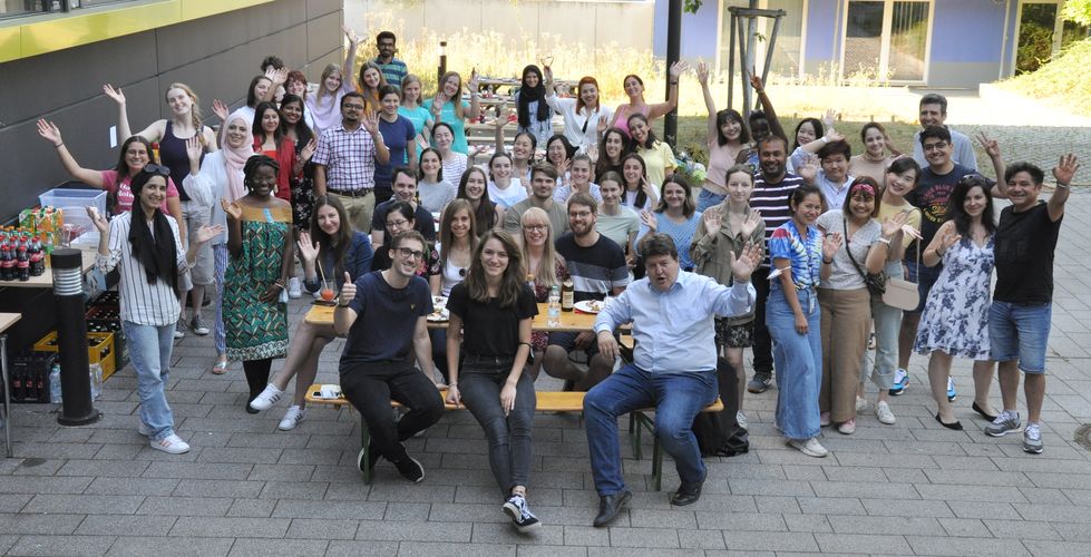 Gruppenfoto beim Summer BBQ 2022