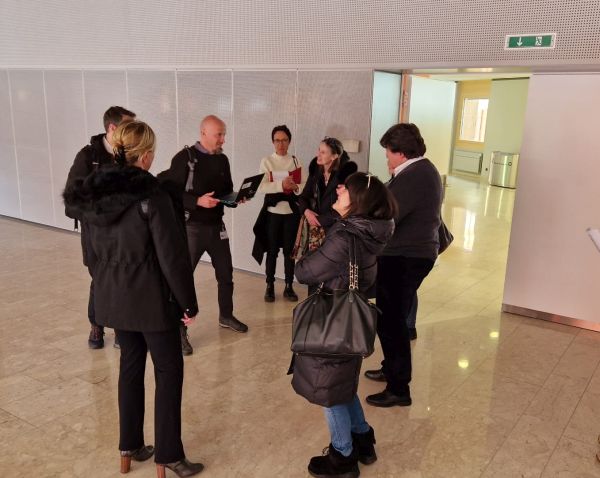 Gruppenbild des ESB-Rates am Veranstaltungsort der ESB Konferenz 2023