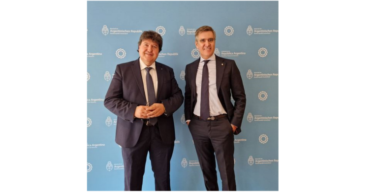 Prof. Aldo R. Boccaccini: eingeladener Redner beim Argentinisch-Deutschen Wissenschaftstag in Berlin