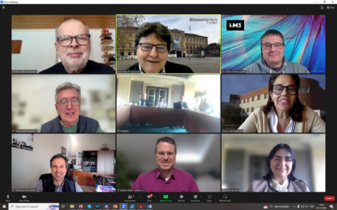 Screenshot des Zoom-Meetings und somit der Teilnehmenden am FEMS Board Meeting