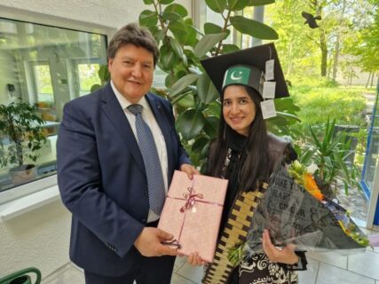 Zum Artikel "Erfolgreiche Dissertation: Kanwal Ilyas"