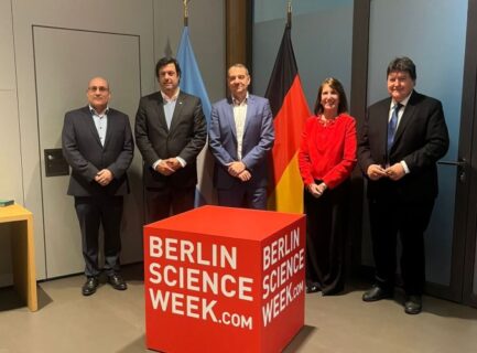 Symbolbild zum Artikel. Der Link öffnet das Bild in einer großen Anzeige.