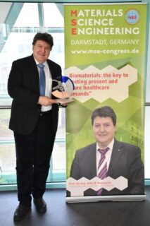 Symbolbild zum Artikel. Der Link öffnet das Bild in einer großen Anzeige.