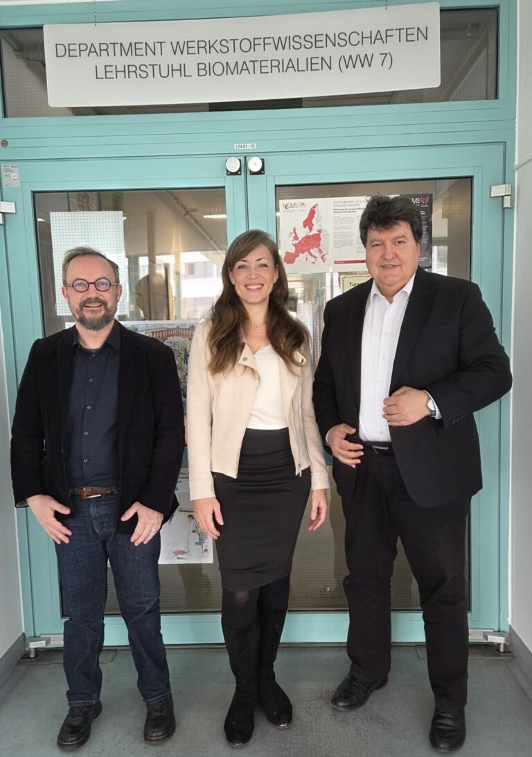 Prof. Nathalie Bock (Queensland University of Technology, Australien) zu Besuch am Lehrstuhl für Biomaterialien der FAU